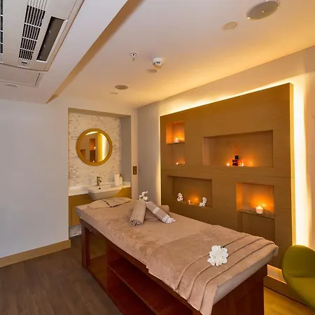 Boursier 1 & Hotell 4*