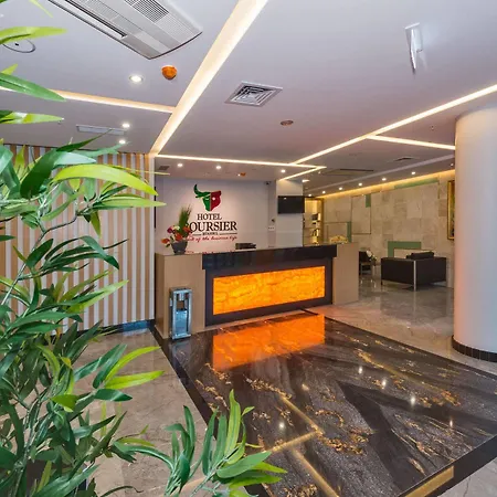 Boursier 1 & Hotell 4*