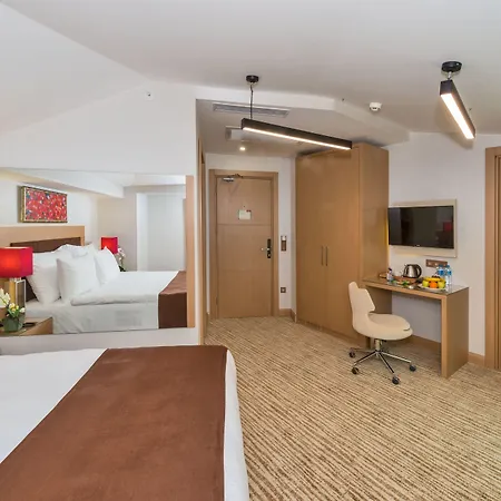 Boursier 1 & Hotel 4*