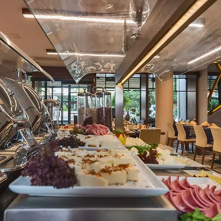 Boursier 1 & Istanbulská provincie