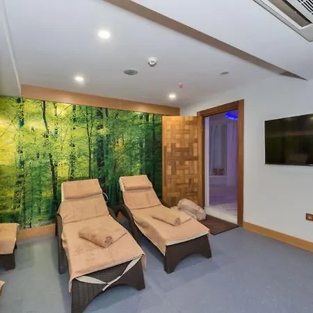 Hotel Boursier 1 & 4*