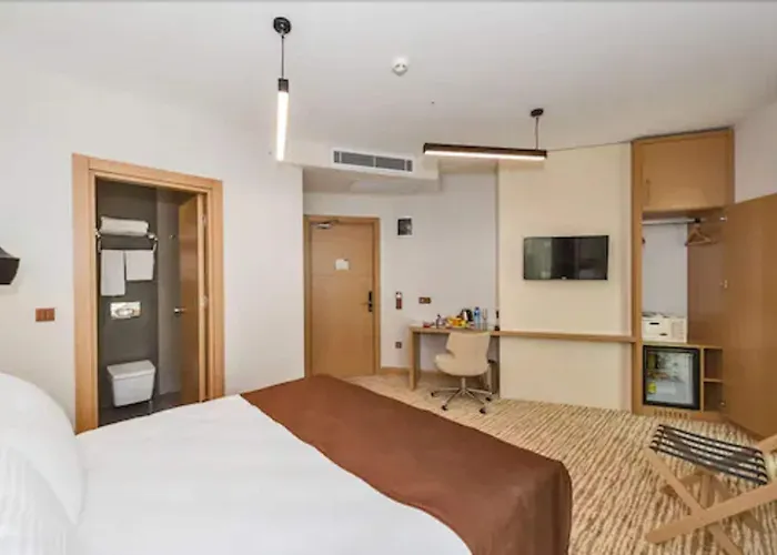 Boursier 1 & 4* Istambul