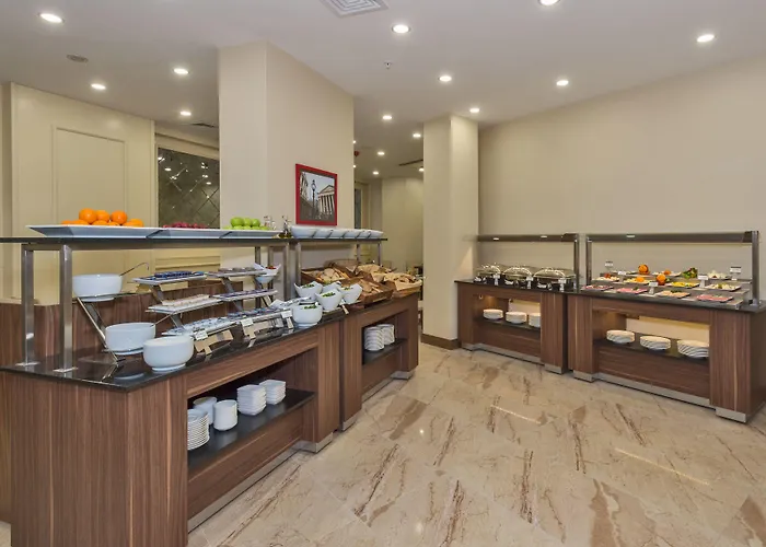 Hotel Boursier 1 & 4*